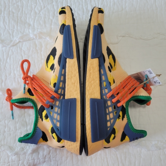 Adidas Pharrell x NMD Human Race Kicks 10.5 NWT Animal Print Pulse Amber Leopard - Picture 9 of 12